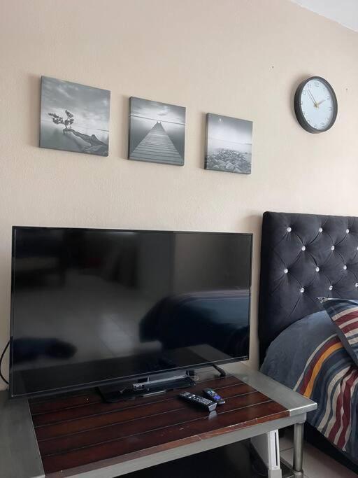 Otay Studio Great Patio Near Otay Crossing & Airport 提华纳 外观 照片